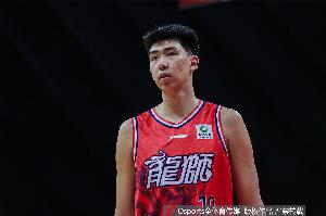 利物浦vs巴黎圣日耳曼直播：欧冠焦点大战一触即发