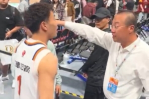 埃因霍温青年vs阿尔梅勒城