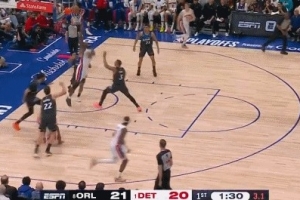nba直播湖人vs热火10月3号
