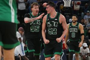 勇士vs掘金库里成名