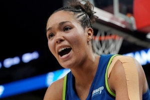 NBL墨尔本联vs阿德莱德36人直播