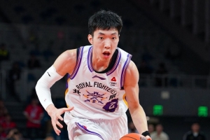 2019年3月11日NBA马刺VS雄鹿