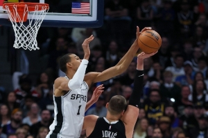 2017nba勇士vs马刺第二