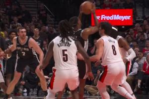 WNBA王牌vs火花直播