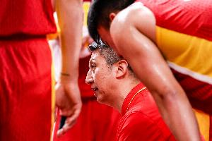中国男篮与世界接轨，不妨从换帅开始