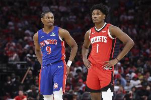 丹尼·格林：汤普森兄弟将双双入选全明星 退役时有望成NBA总薪资最高的亲兄弟