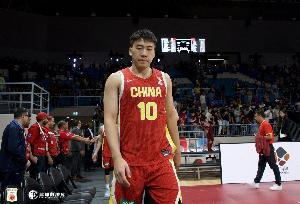 近半年封闭集训后 王俊杰与李贤重表现反差鲜明