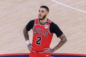 美媒：朗佐-鲍尔28岁因重伤告别NBA 若不穿BBB球鞋命运是否会改写