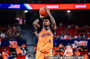 FIBA洲际杯：古德温37分难救主 李添荣22分 上海领先19分遭非洲冠军加时逆转
