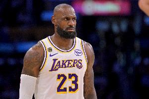 MacMahon：41岁詹姆斯依然保持全明星级别 底薪合同堪称史上最超值