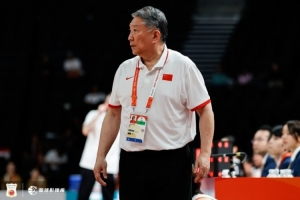 解说：宫指导该不该和会不会下课是两事 目前下课可能性几乎为零