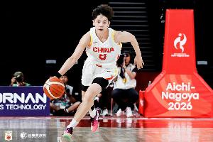 三分13中0！媒体人：中国女篮完全没看到万次投篮的效果 外线失准
