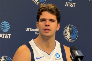比贝罗维奇：在NBA打球一直是我的梦想 感谢独行侠给我这次机会