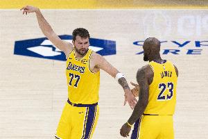 阿里纳斯:东契奇向詹姆斯偷师 找到了延续伟大的秘方