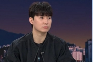 李贤重：无意模仿詹姆斯库里 只想发挥自身优势 争做冠军拼图
