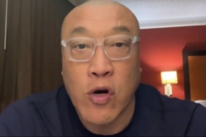 马健：活塞始终倾向以非顶薪长约留杜伦 最怕明夏人财两空