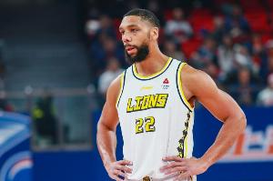 2015届NBA榜眼拉塞尔即将登陆上海 CBA再迎前探花同门奥卡福曾效力广厦两季