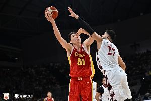 开拓者主帅盛赞杨瀚森：适应NBA节奏后 比赛会对他变得更慢