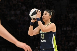 毫不留情！飞翼加时擒下女武神将总比分扳平 李月汝未获登场机会