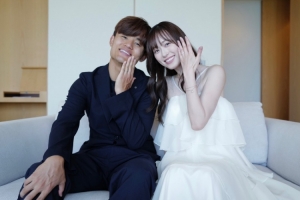25岁日本国脚久保建英官宣结婚 迎娶28岁女演员福原遥