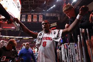 杜伦:续约风波让我看清NBA商业本质 为巨额合同动怒毫无道理