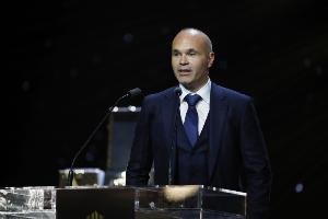 伊涅斯塔:金球奖理应归属西班牙球员,这才是公平