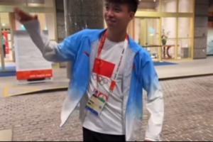 王钰栋姐姐要求重现“马竞战舞”，弟弟欣然从命