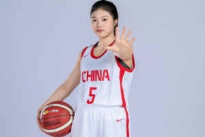 媒体人盛赞中国U18女篮：封盖反击与压哨远投尽显现代篮球风采