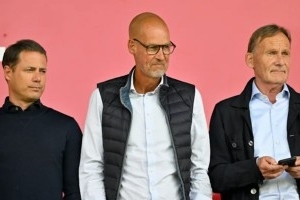 图片报：多特蒙德计划2027年合同到期后与赞助商莱茵金属分道扬镳