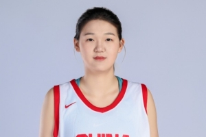 高效制霸！孙晗昀11分钟9投全中砍19分5板 正负值+27