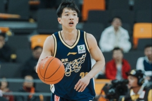 状态又提升了！杨溢替补出战13分钟 7投4中贡献9分3助4断且零失误