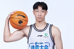 宋昕澔：表现仍需提升 正在适应CBA节奏与球队体系