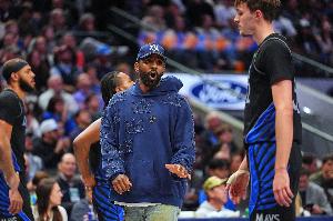 周日复出在望！欧文等多名球员缺席今晚澳门NBA中国赛