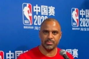 乌度卡：多点持球丰富进攻体系 防守根基仍需坚守