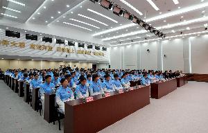 亚运总结大会在京举行，U23国足门神李昊受邀出席坐前排