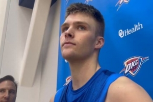 斯特尔茨盛赞雷霆球迷：他们太棒了 雷霆是我家乡最近的NBA球队