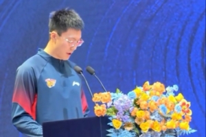 胡明轩:团结拼搏永不放弃是广东男篮的底色