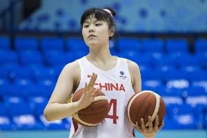 李月汝时隔两年重返WCBA 上季效力内蒙古场均15+13