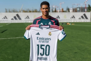 贝林厄姆迎皇马150场里程碑：开心自豪，身披白衣是莫大荣幸