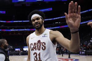 骑士中锋阿伦揭晓心中最佳首发：CP3携手雷·阿伦 再添兄弟韦德与名宿卡尔