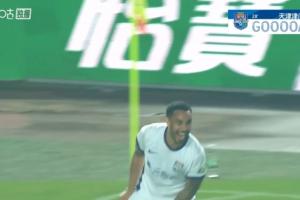 精彩凌空斩！谢蒂内角球凌空抽射破门 津门虎客场1-0领先河南