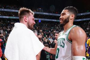 特纳看好东契奇与塔图姆竞逐MVP 预测塔图姆场均可砍32至33分