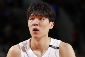 媒体人：诺里给瀚森定位是第三中锋 这个NBA独苗需要我们理性守护