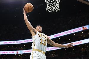首发阵容多为训练营合同球员 小哈珀盛赞:他们拼尽全力配得上机会