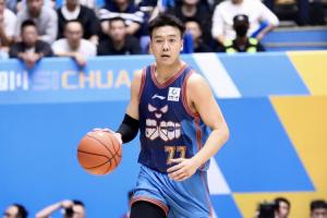 “成都的王”名不虚传！黄荣奇回归首秀率四川终结连败尴尬