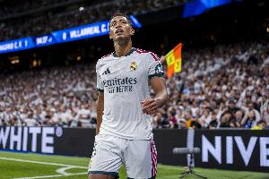 龙赛罗预言：贝林厄姆未来必戴皇马队长袖标 金球奖终将收入囊中