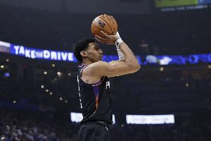 瑞安·邓恩：日复一日刻苦训练 不断冲击新里程碑