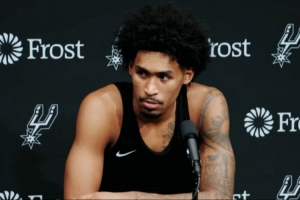 【完整版】哈珀：文班接球时我以为稳了 阿门的那次封盖实属罕见