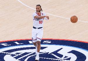 正负值-16！加兰19中9拿全队最高26分6助 有9失误