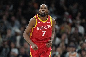 MacMahon:杜兰特征战近20年仍能轻松得分 他跑起来就像羚羊